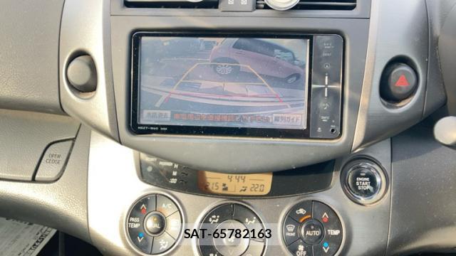 Toyota VANGUARD 2010-10 8379582-18