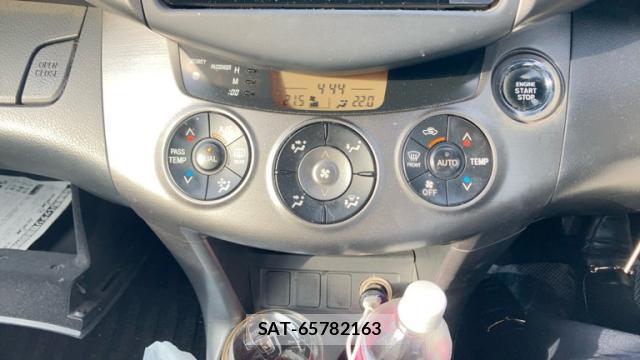 Toyota VANGUARD 2010-10 8379582-19