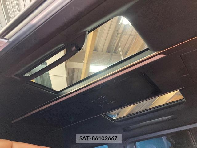 Toyota VELLFIRE 2023-12 8379295-2