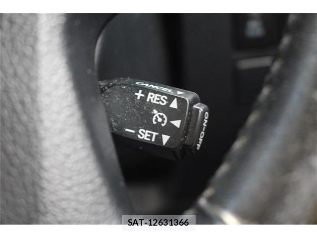 Toyota VELLFIRE 2015-04 8379666-4