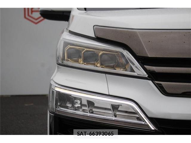 Toyota VELLFIRE 2021-02 8379672-16