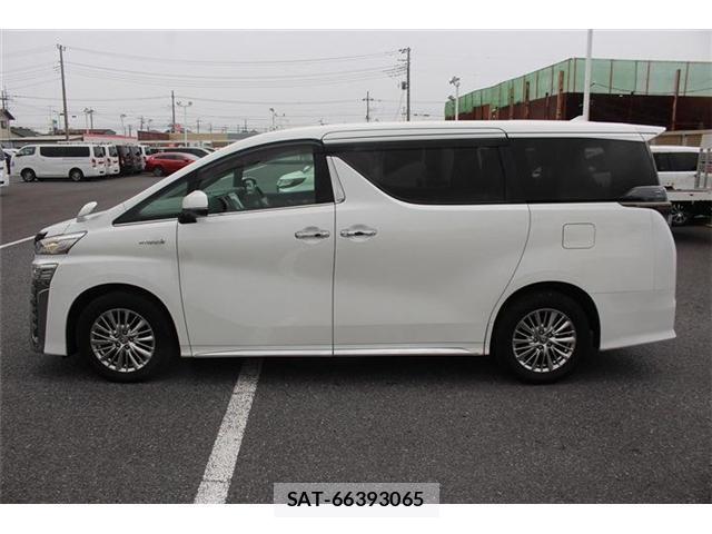 Toyota VELLFIRE 2021-02 8379672-9