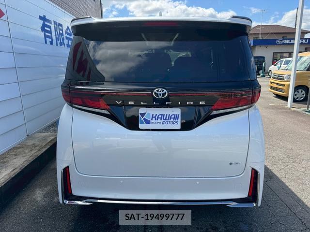 Toyota VELLFIRE 2026-03 8379866-5