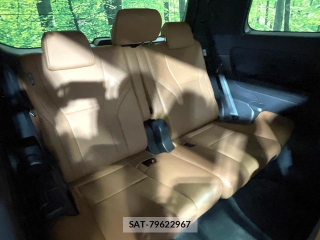 Toyota VELLFIRE 2025-03 8379934-9