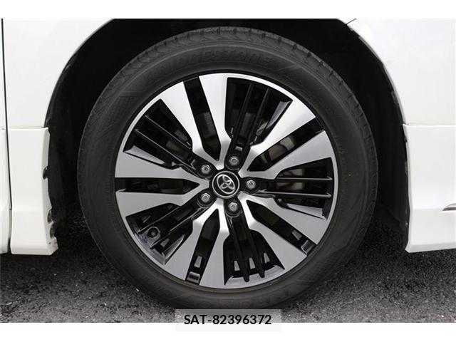 Toyota VELLFIRE 2018-04 8378694-13