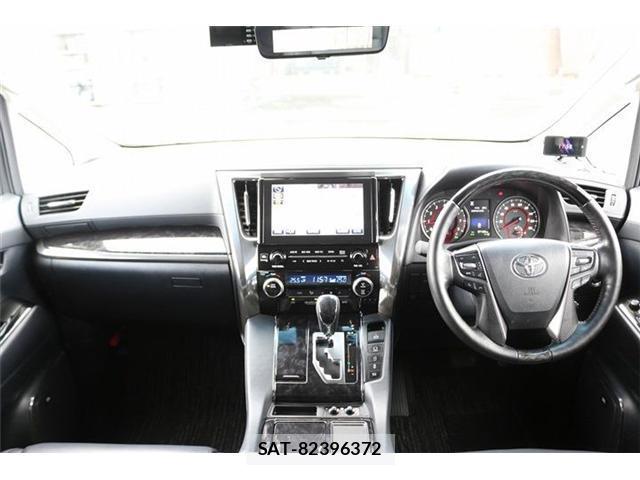 Toyota VELLFIRE 2018-04 8378694-15