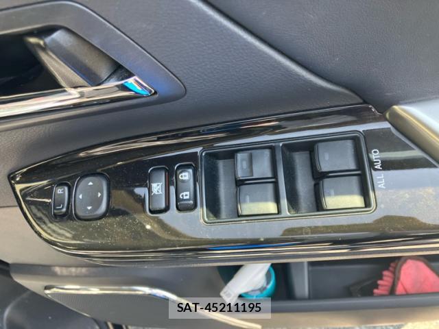 Toyota VELLFIRE 2014-10 8378897-9