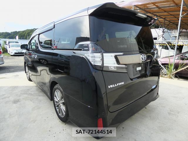 Toyota VELLFIRE 2017-10 8379744-1
