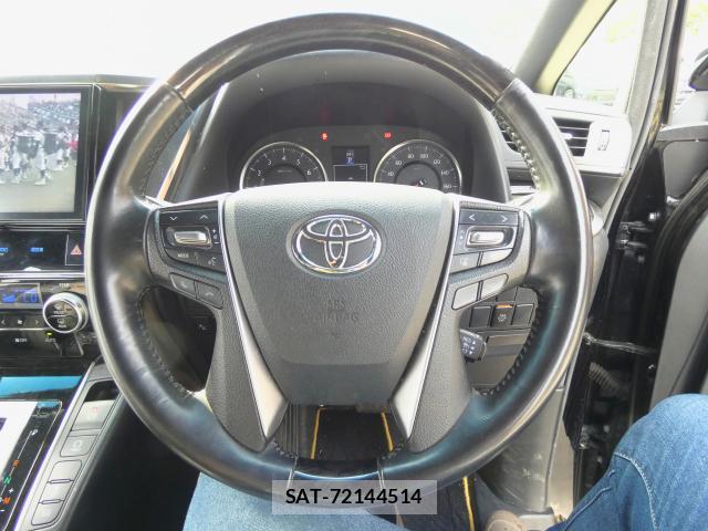 Toyota VELLFIRE 2017-10 8379744-12