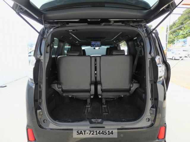 Toyota VELLFIRE 2017-10 8379744-17