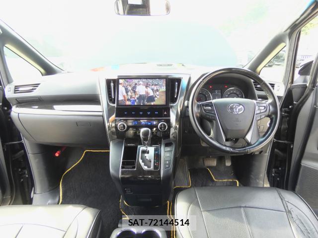 Toyota VELLFIRE 2017-10 8379744-4