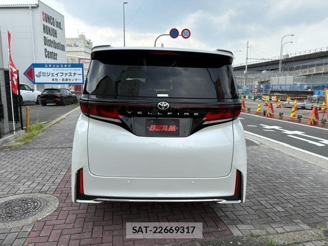 Toyota VELLFIRE 2026-04 8379843-12