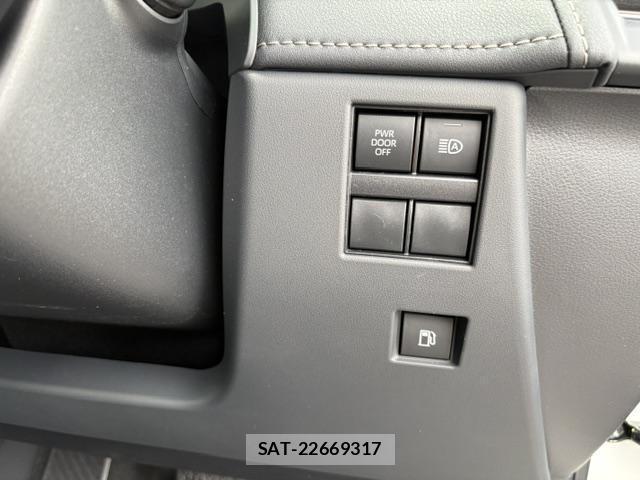 Toyota VELLFIRE 2026-04 8379843-18