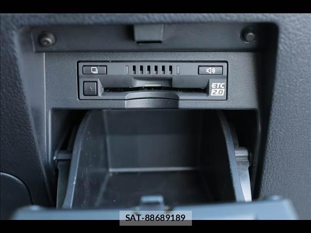 Toyota VELLFIRE 2016-11 8380154-17