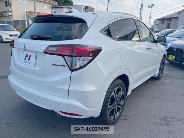 Honda VEZEL 2015-08 8378609-16