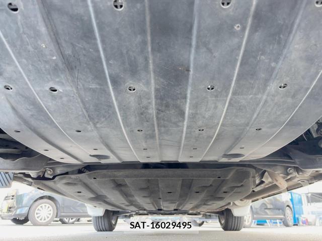 Honda VEZEL 2015-08 8378609-18
