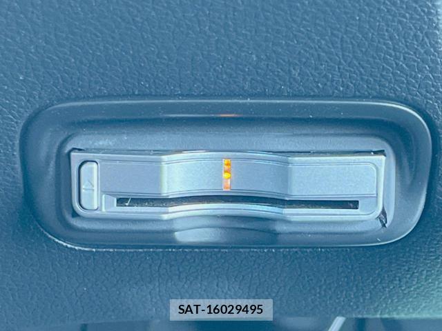 Honda VEZEL 2015-08 8378609-5