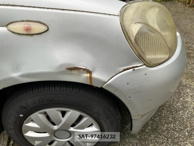 Toyota VITZ 2000-01 8378889-11
