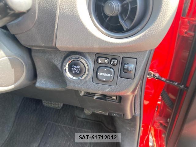 Toyota VITZ 2015-08 8379092-15