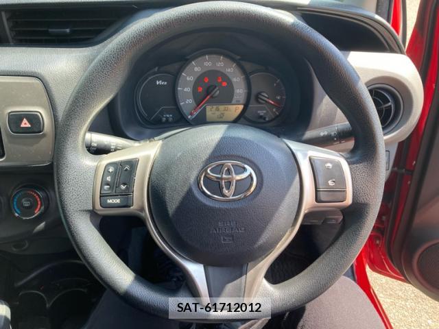 Toyota VITZ 2015-08 8379092-18