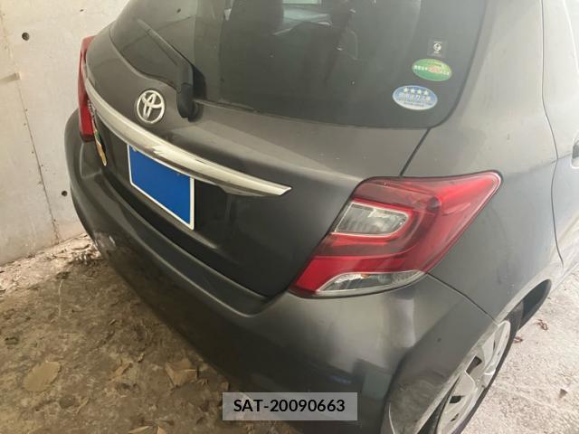 Toyota VITZ 2014-10 8380033-1