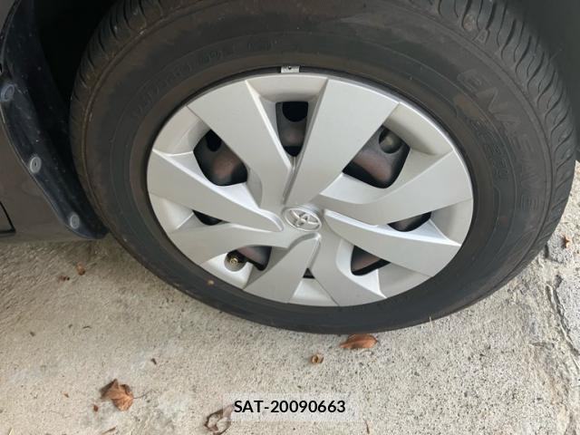 Toyota VITZ 2014-10 8380033-12