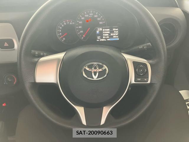 Toyota VITZ 2014-10 8380033-14
