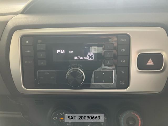Toyota VITZ 2014-10 8380033-18