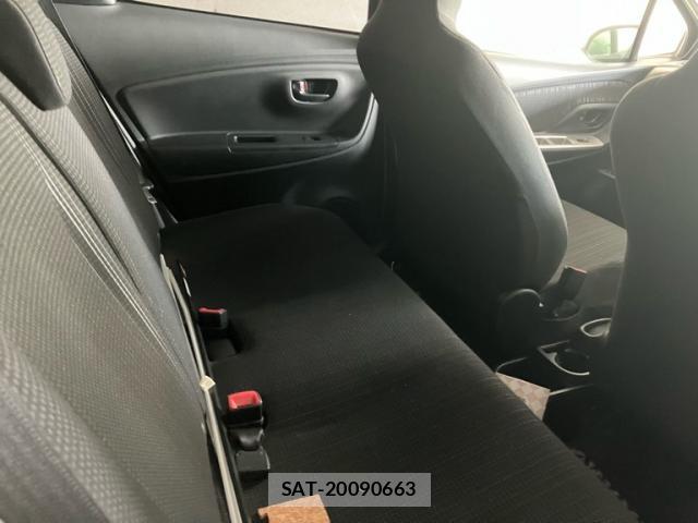 Toyota VITZ 2014-10 8380033-8