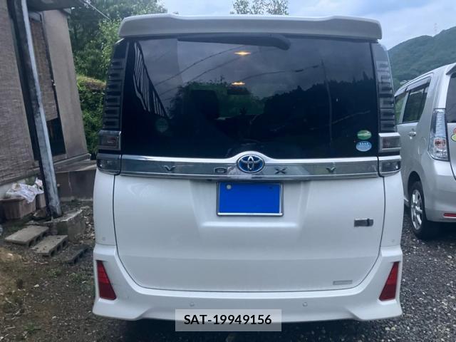Toyota VOXY 2019-07 8378563-4