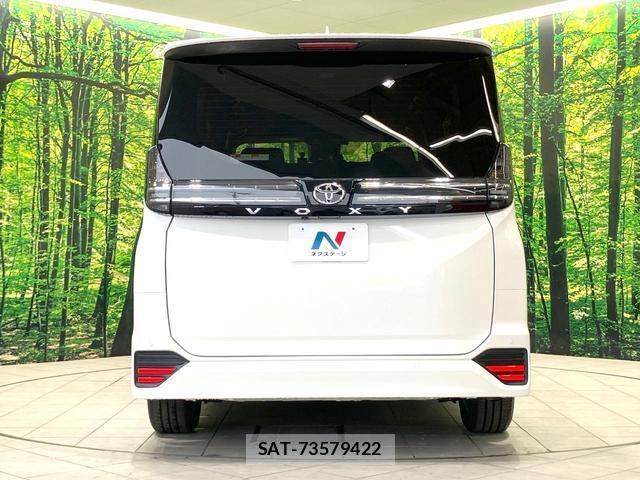 Toyota VOXY 2024-11 8378574-15