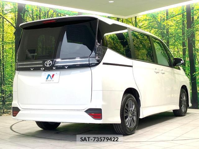 Toyota VOXY 2024-11 8378574-17