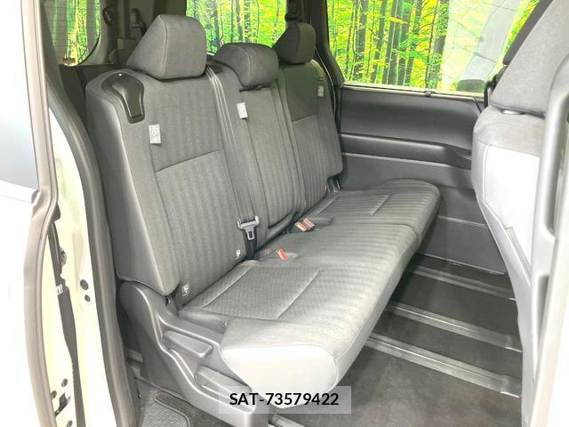 Toyota VOXY 2024-11 8378574-8