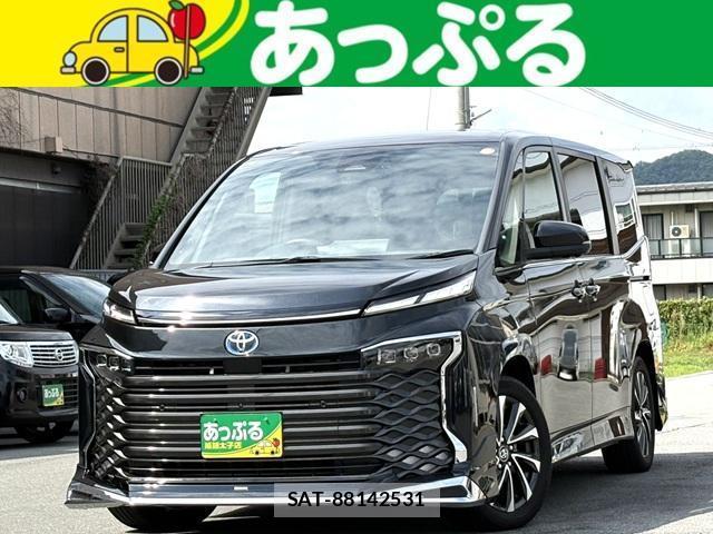 Toyota VOXY 2024-10 8378654-0