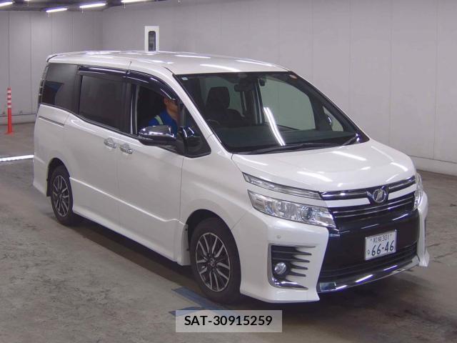 Toyota VOXY 2015-11 8378767-0