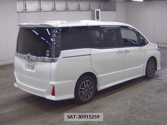 Toyota VOXY 2015-11 8378767-1