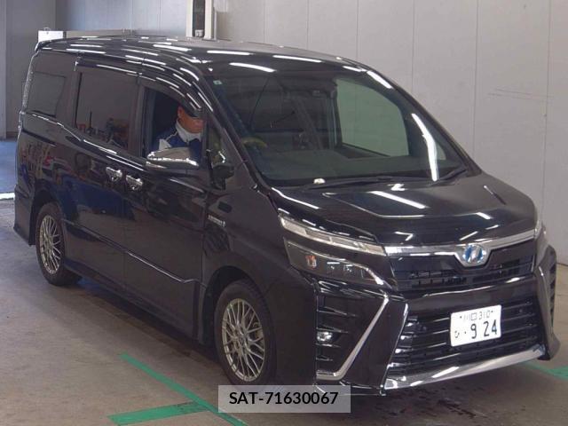 Toyota VOXY 2019-07 8378859-0