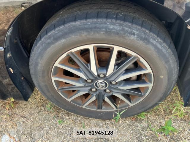 Toyota VOXY 2016-03 8379078-4