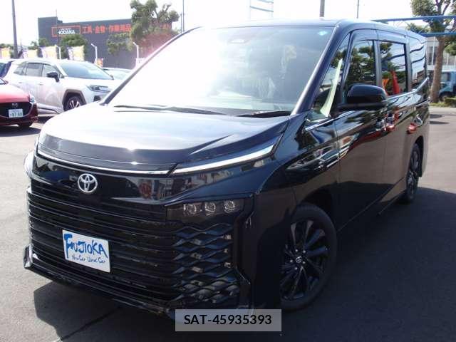 Toyota VOXY 2026-06 8379133-0