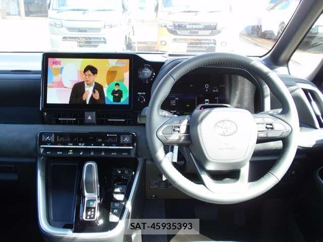 Toyota VOXY 2026-06 8379133-1