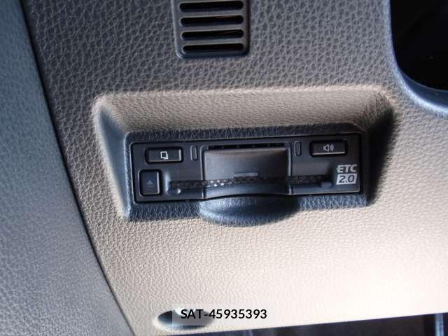 Toyota VOXY 2026-06 8379133-10