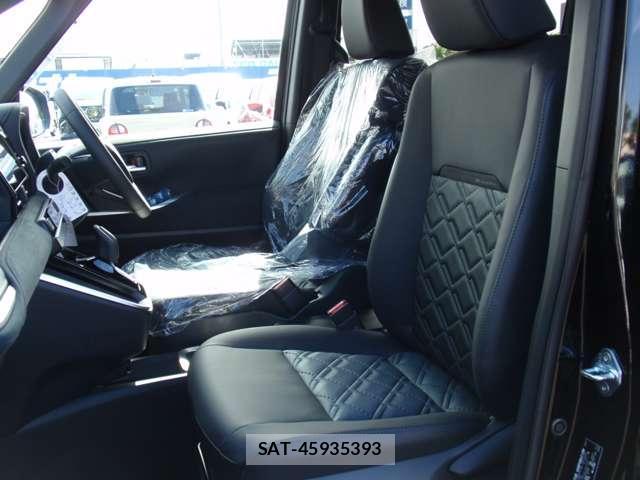 Toyota VOXY 2026-06 8379133-12