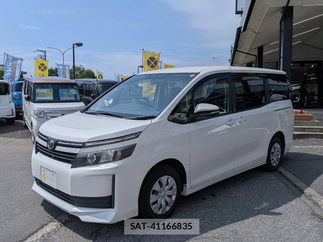 Toyota VOXY 2015-06 8379281-8