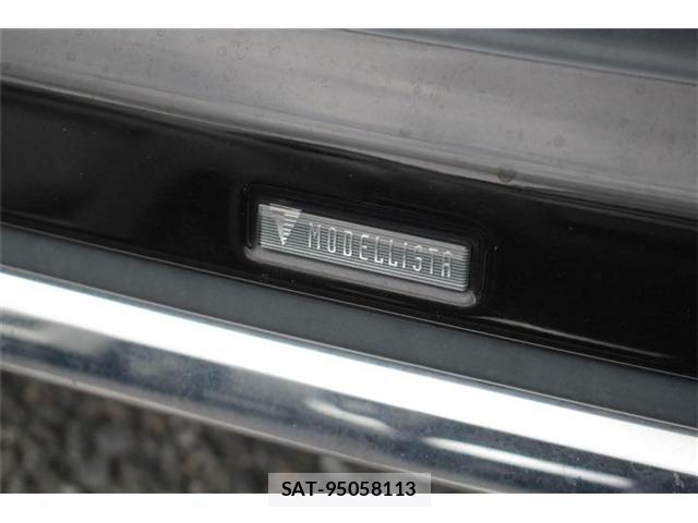 Toyota VOXY 2019-08 8379650-3