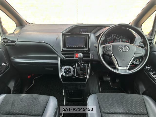 Toyota VOXY 2021-07 8380130-5