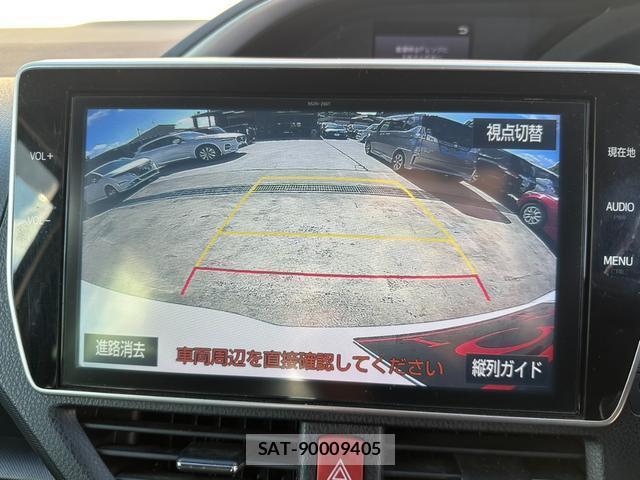 Toyota VOXY 2018-02 8380131-12