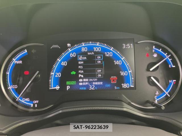 Toyota VOXY 2026-05 8374295-13