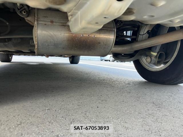 Toyota VOXY 2006-04 8380313-5