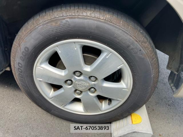 Toyota VOXY 2006-04 8380313-7