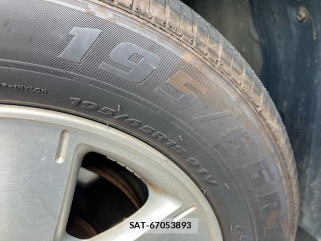 Toyota VOXY 2006-04 8380313-9